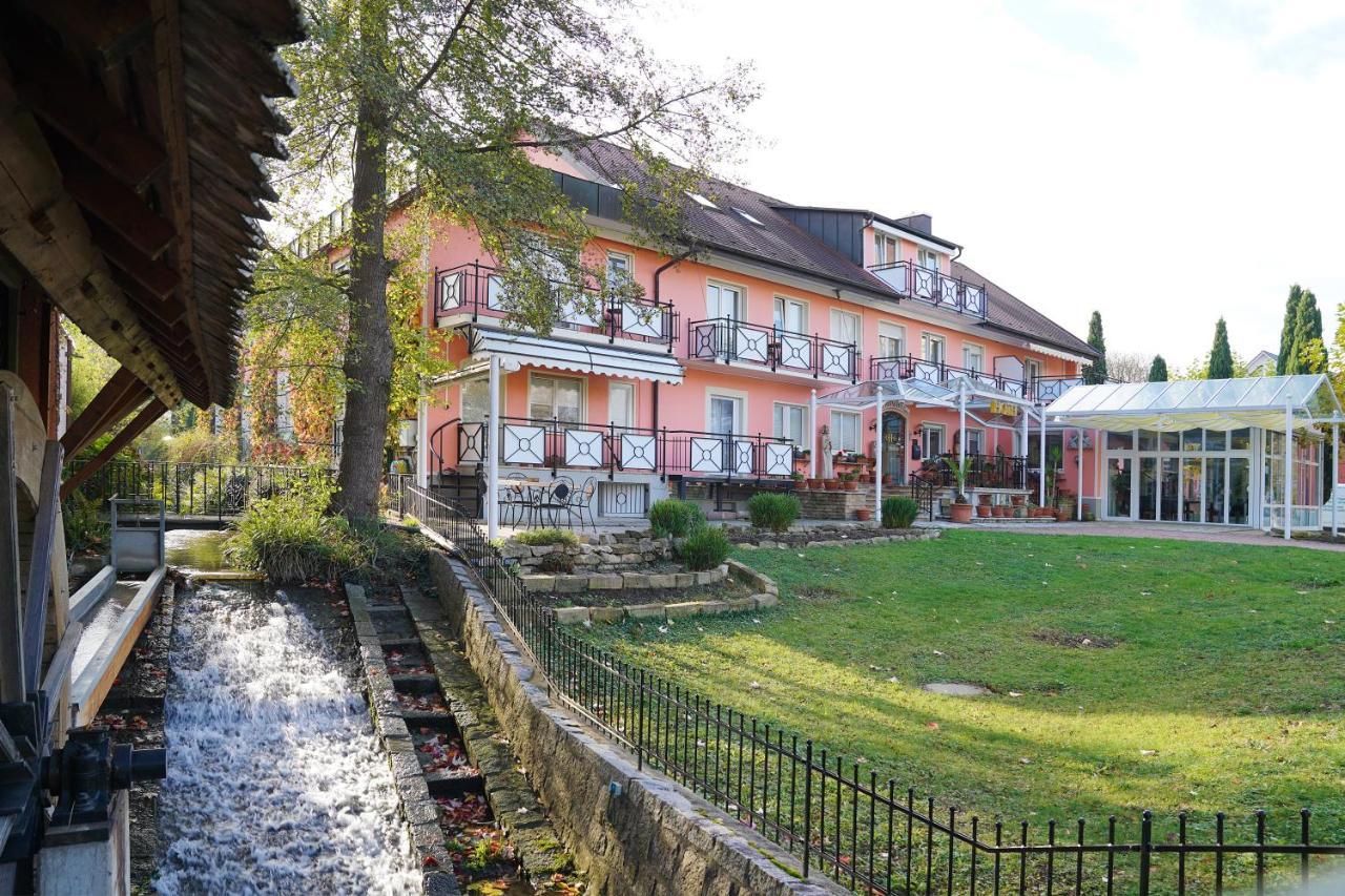 Hotel Hofmann Zur Muehle บาดโครซิงเงน ภายนอก รูปภาพ