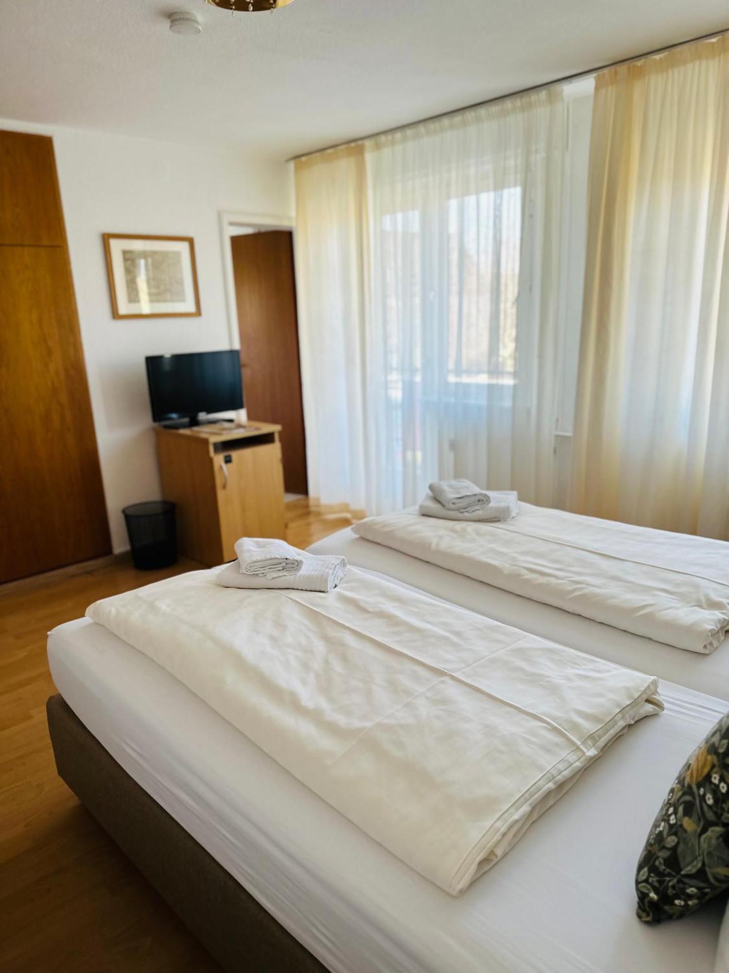 Hotel Hofmann Zur Muehle บาดโครซิงเงน ภายนอก รูปภาพ
